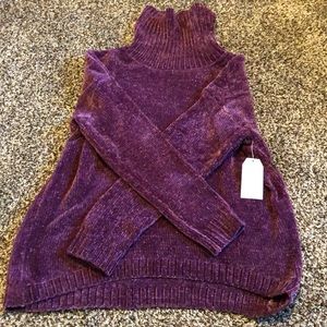 NWT beautiful SOFT chenille turtleneck sweater